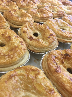 Serves 2 Steak Pie